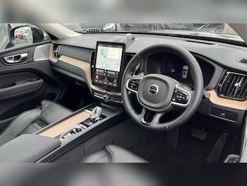 Used Volvo XC60 2025 for sale - 78573107: Photo