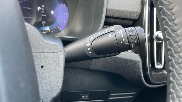 Used Volvo XC40 2024 for sale - 74395419: Photo 25