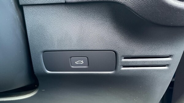 Used Volvo XC40 2024 for sale - 74395419: Photo 66