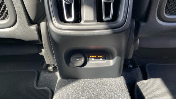 Used Volvo XC40 2024 for sale - 74395419: Photo 72