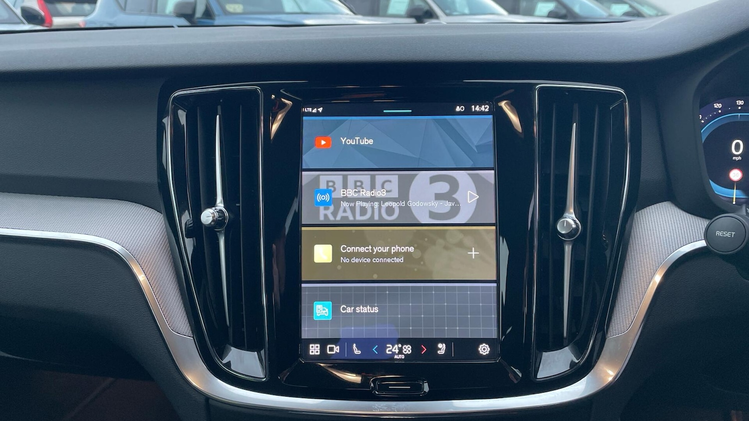 Used Volvo S60 2023 for sale - 76886230: Photo 12