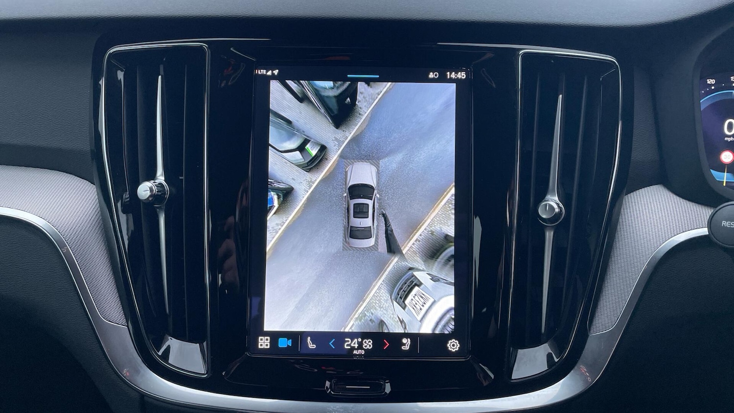 Used Volvo S60 2023 for sale - 76886230: Photo 18