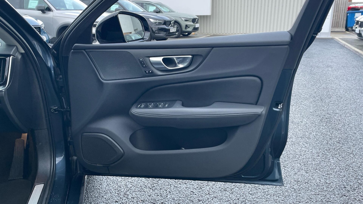 Used Volvo S60 2023 for sale - 76886230: Photo 28