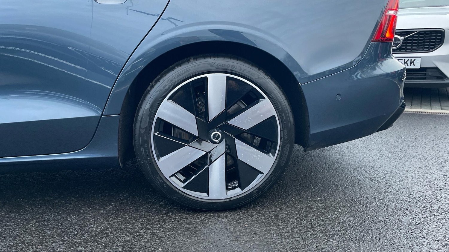 Used Volvo S60 2023 for sale - 76886230: Photo 33