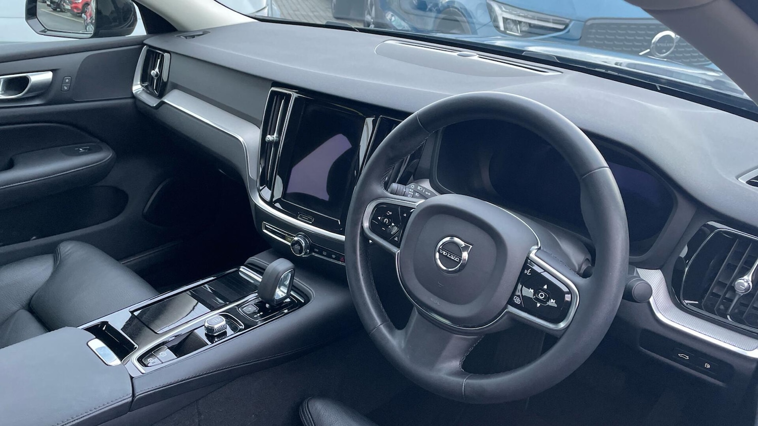 Used Volvo S60 2023 for sale - 76886230: Photo 4