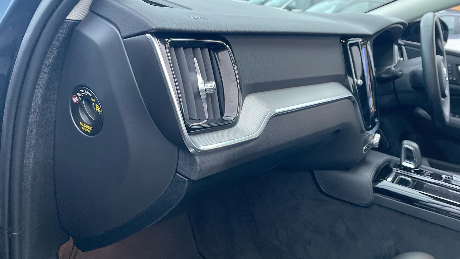 Used Volvo S60 2023 for sale - 76886230: Photo 45