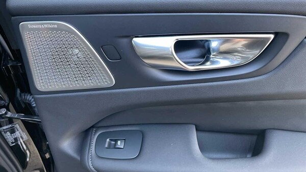 Used Volvo XC60 2025 for sale - 75200331: Photo 76