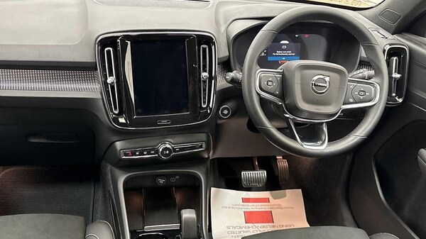 Used Volvo XC40 2024 for sale - 76239614: Photo 10