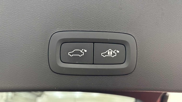 Used Volvo XC40 2024 for sale - 76239614: Photo 19