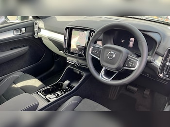 Used Volvo XC40 2026 for sale - 79093683: Photo
