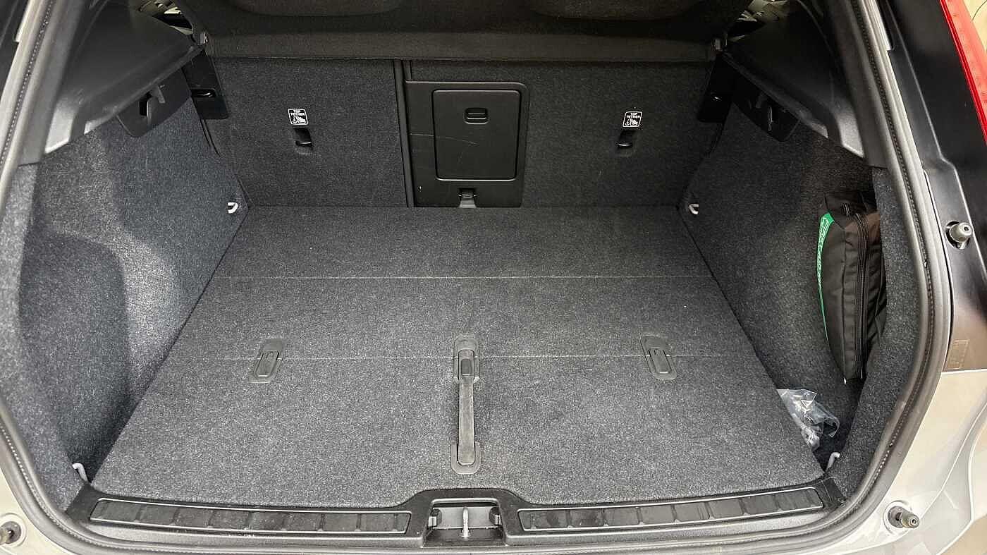 Used Volvo XC40 2024 for sale - 76499423: Photo 14