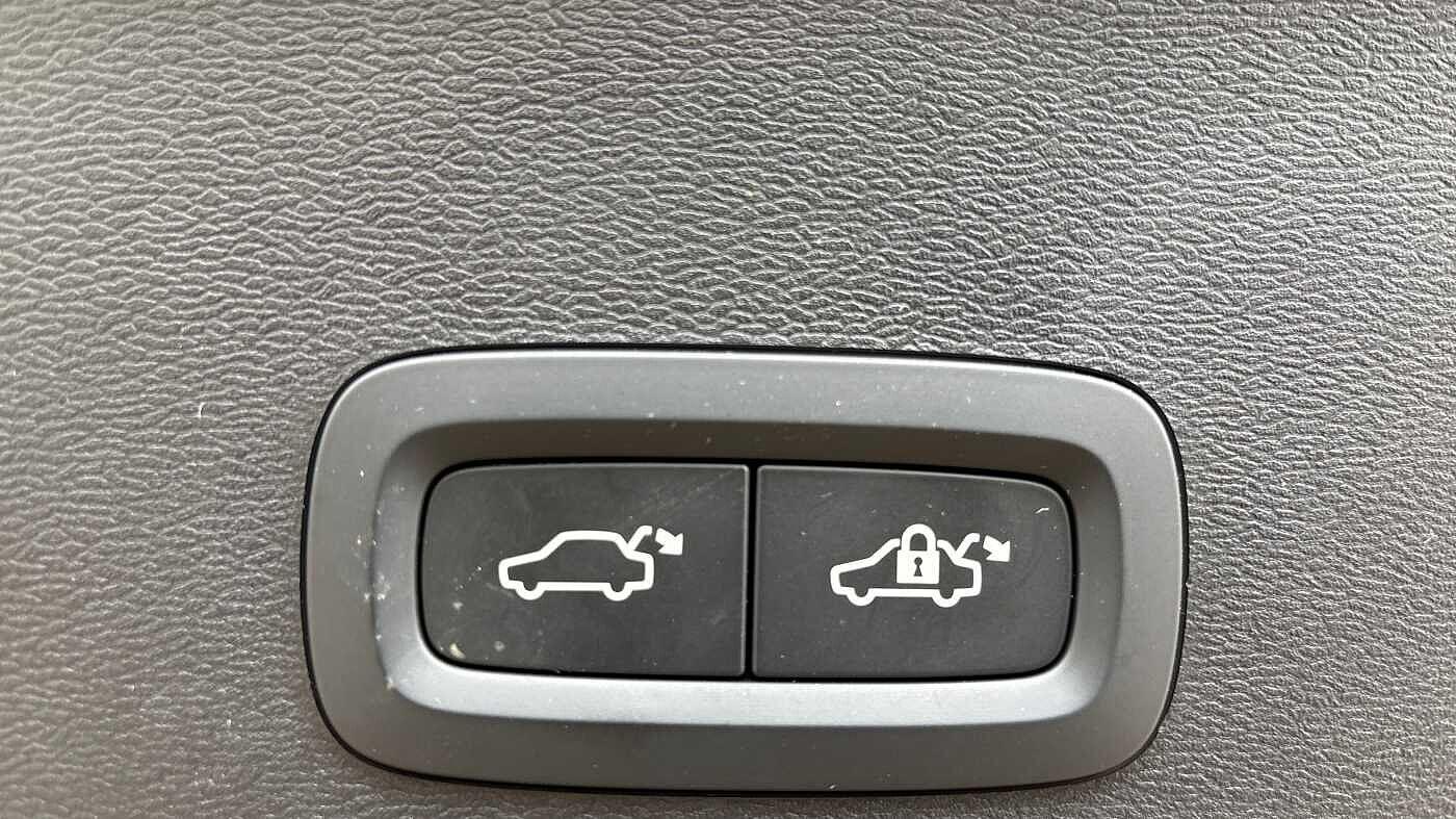 Used Volvo XC40 2024 for sale - 76499423: Photo 18