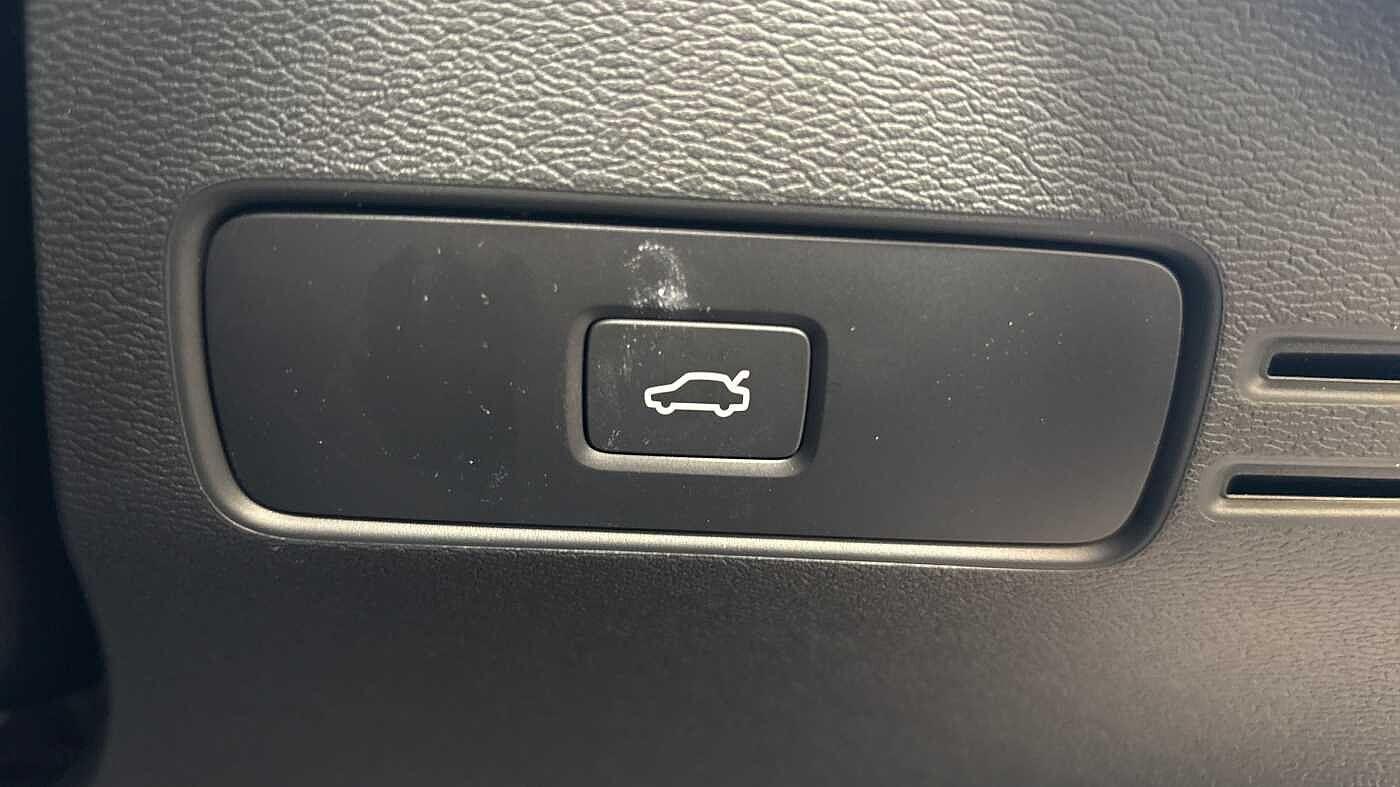 Used Volvo XC40 2024 for sale - 76499423: Photo 29