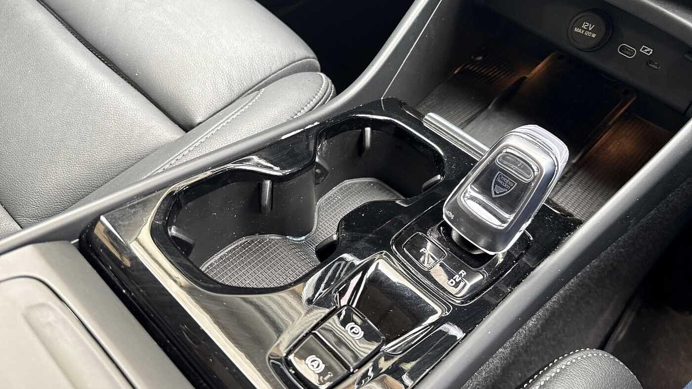 Used Volvo XC40 2024 for sale - 76499423: Photo 31