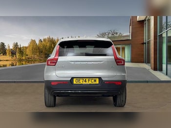 Used Volvo XC40 2024 for sale - 76499423: Photo