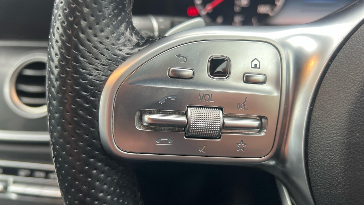 Used Mercedes-Benz E Class 2019 for sale - 76572106: Photo 18