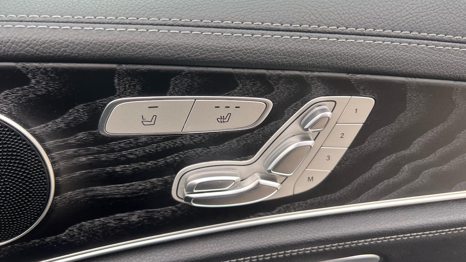 Used Mercedes-Benz E Class 2019 for sale - 76572106: Photo 27