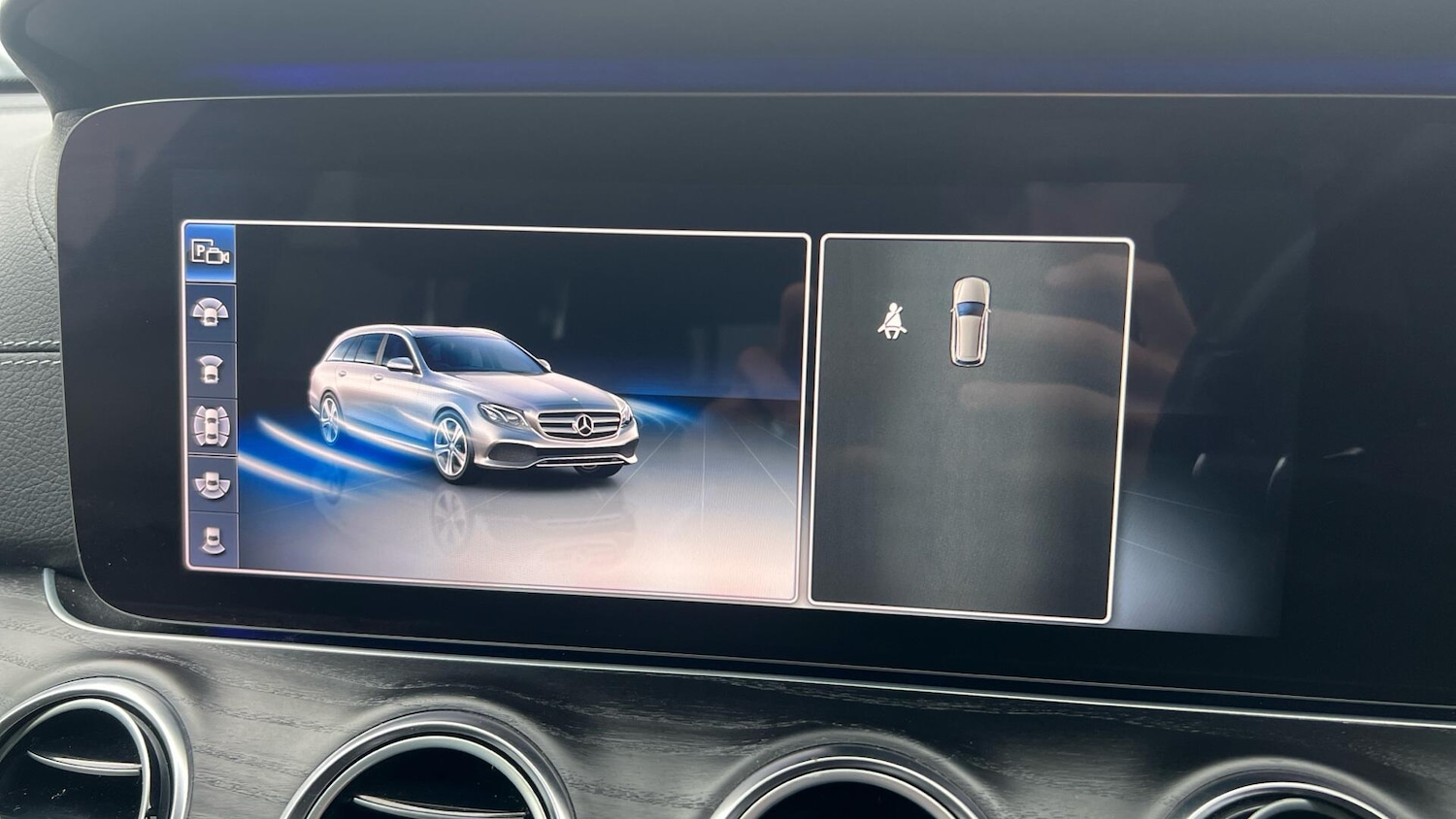 Used Mercedes-Benz E Class 2019 for sale - 76572106: Photo 56