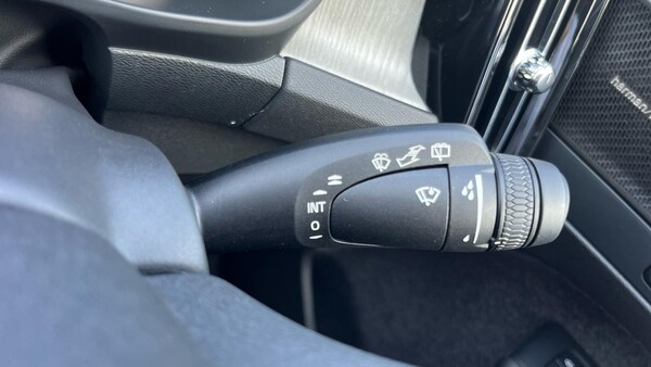 Used Volvo XC40 2024 for sale - 75492833: Photo 21