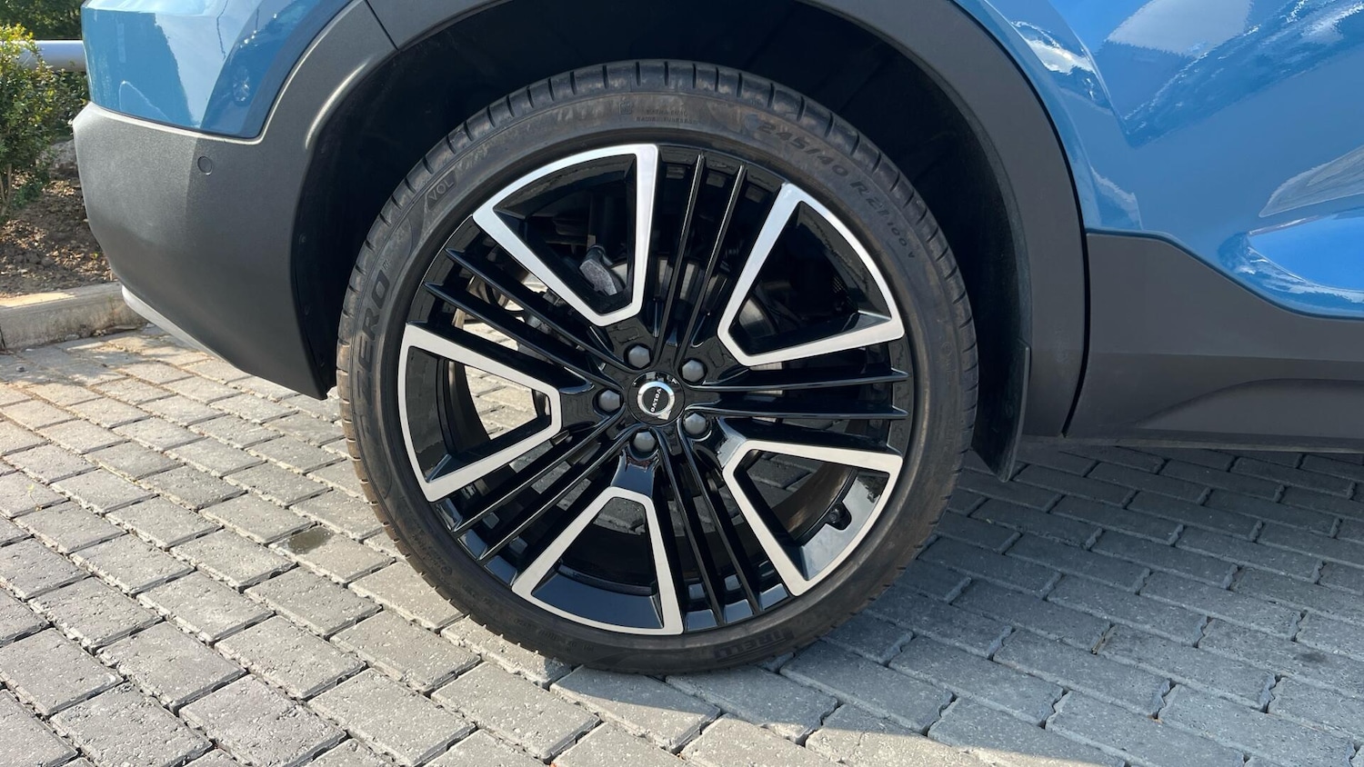 Vehicle 46