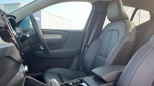 Used Volvo XC40 2024 for sale - 75492833: Photo 51