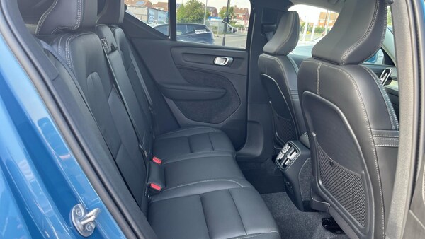 Used Volvo XC40 2024 for sale - 75492833: Photo 6