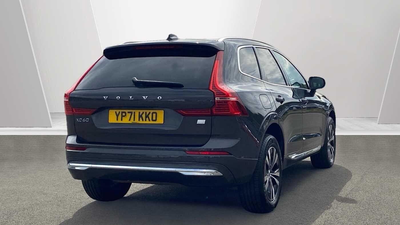 Used Volvo XC60 2021 for sale - 76174682: Photo 2