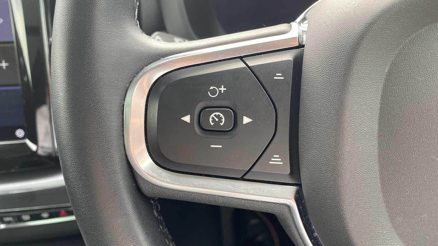 Used Volvo XC60 2021 for sale - 76174682: Photo 23