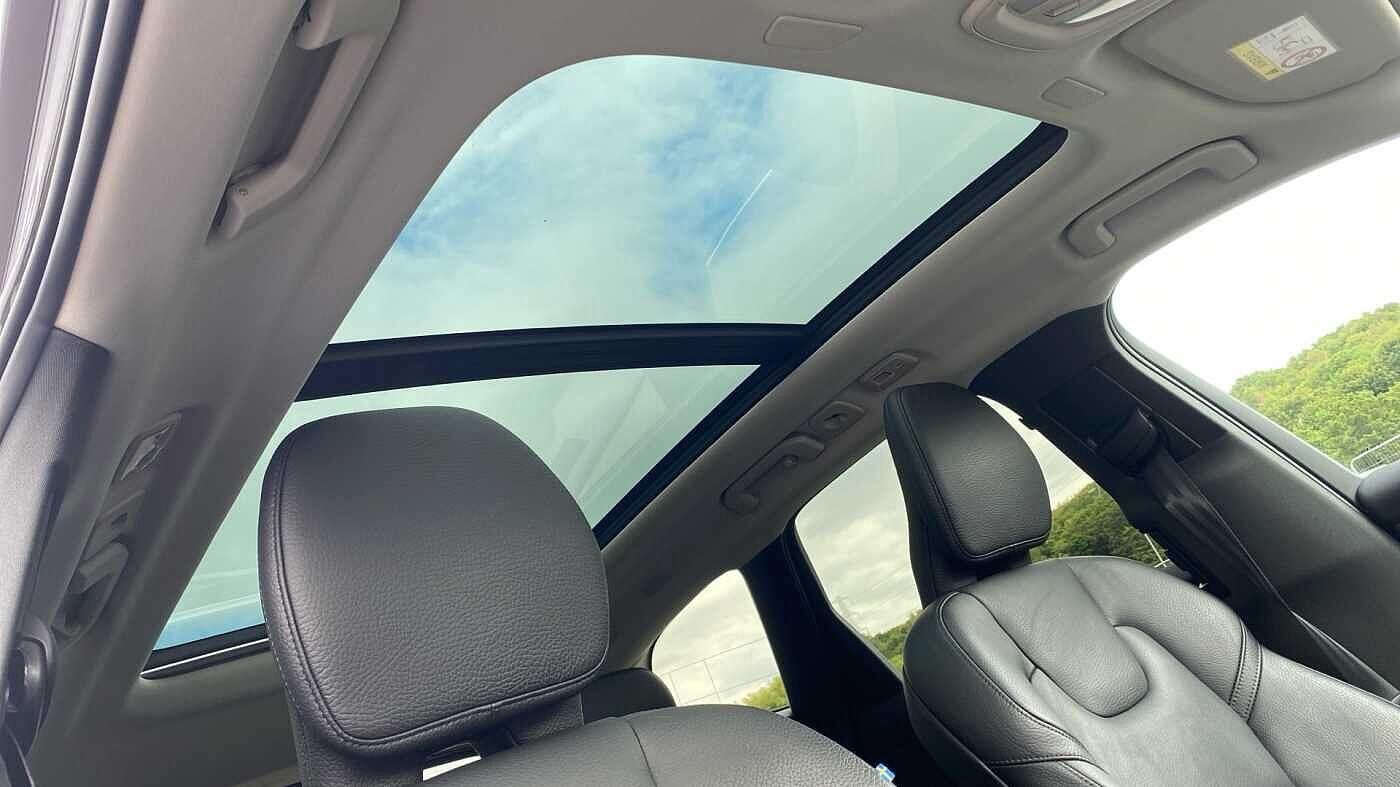 Used Volvo XC60 2021 for sale - 76174682: Photo 32