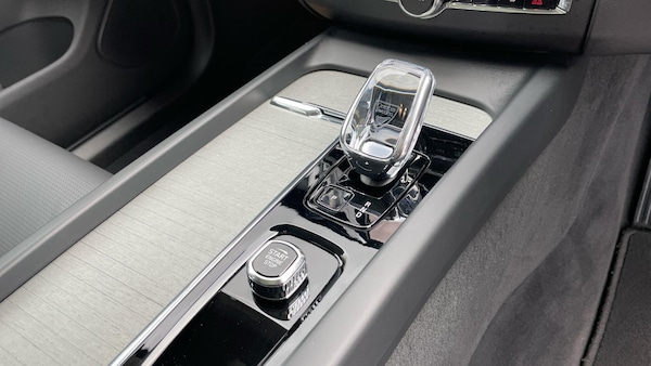 Used Volvo XC60 2024 for sale - 75670397: Photo 25