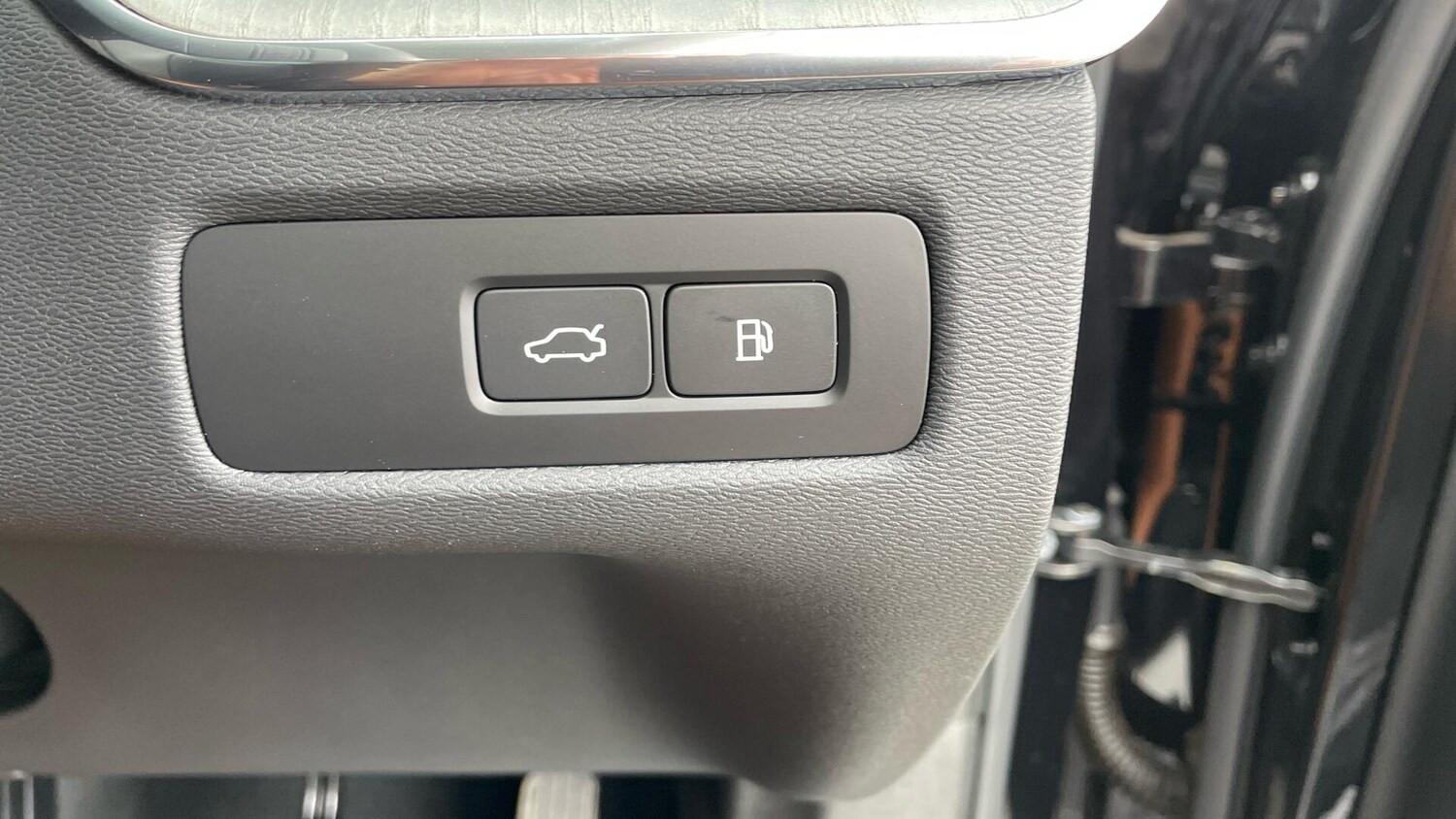 Vehicle 34
