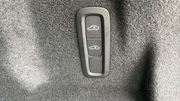Used Volvo XC60 2024 for sale - 75670397: Photo 35