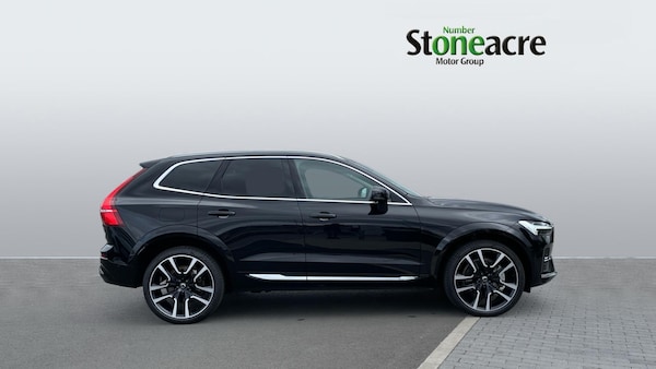 Used Volvo XC60 2024 for sale - 75670397: Photo 3