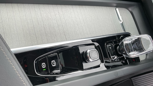 Used Volvo XC60 2024 for sale - 75670397: Photo 71