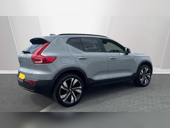 Used Volvo XC40 2026 for sale - 79093148: Photo