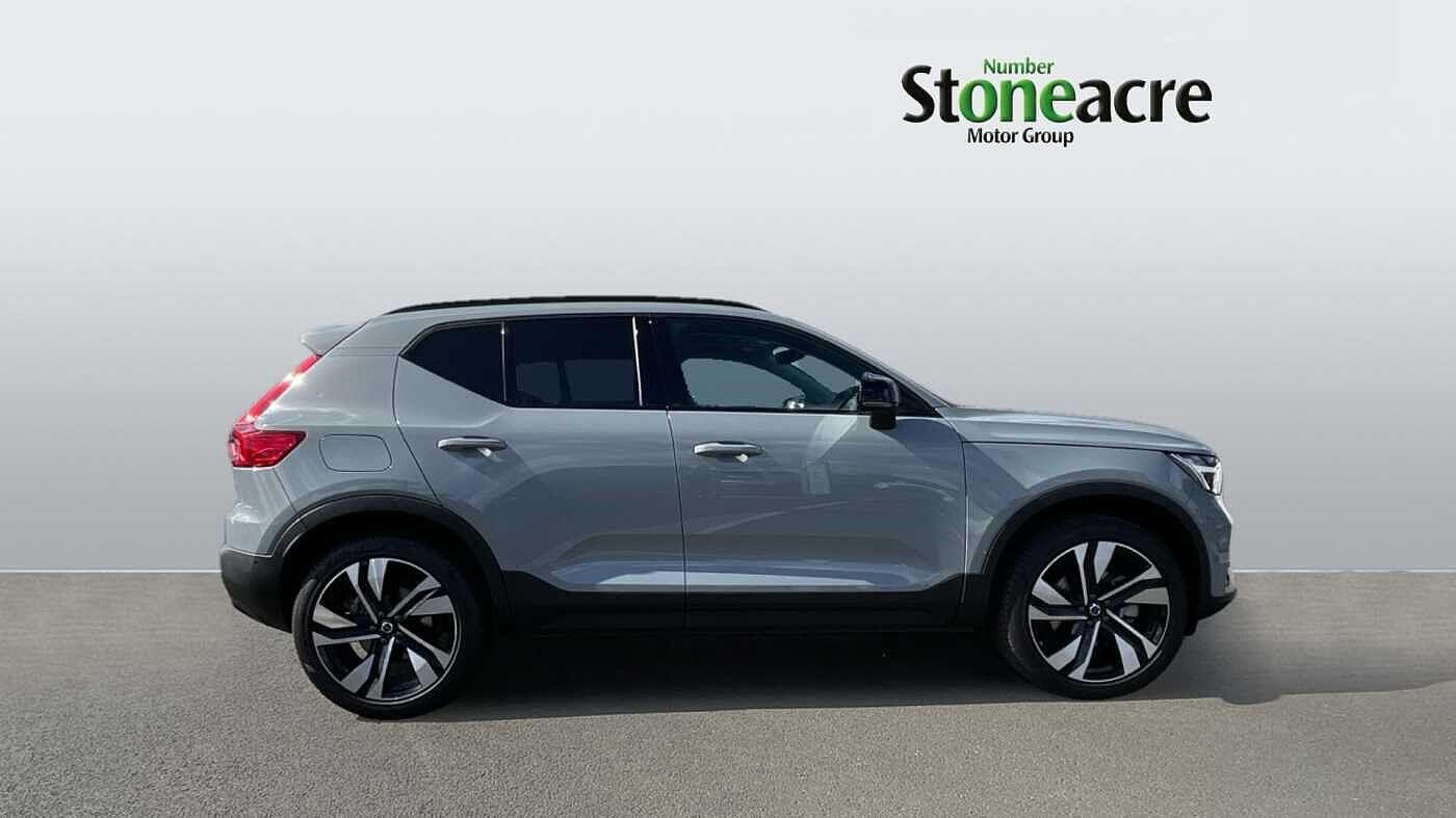 Used Volvo XC40 2025 for sale - 76592672: Photo 3