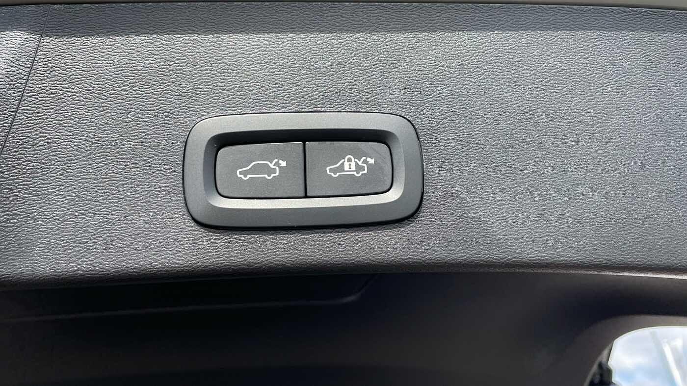 Used Volvo XC40 2025 for sale - 76592672: Photo 41