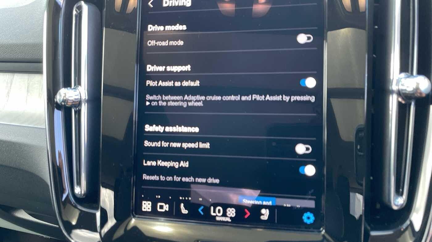 Used Volvo XC40 2025 for sale - 76592672: Photo 46