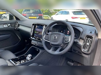 Used Volvo XC40 2025 for sale - 76592672: Photo