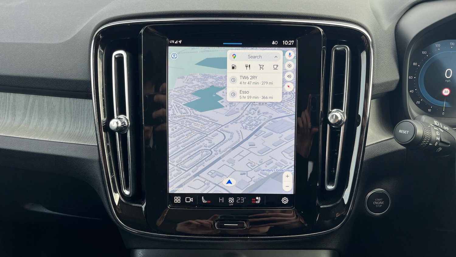 Used Volvo XC40 2025 for sale - 77633037: Photo 16