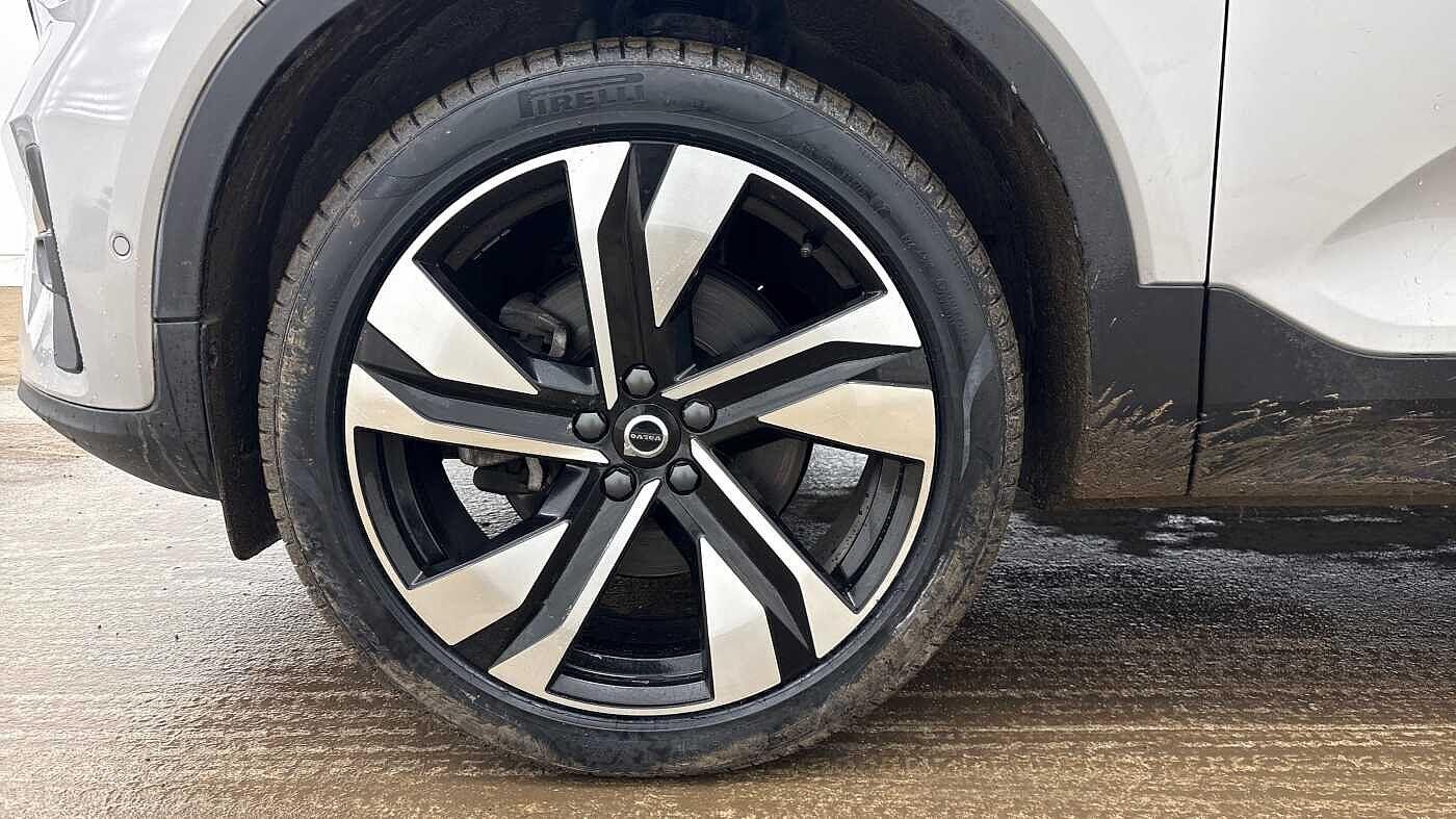 Used Volvo XC40 2025 for sale - 77633037: Photo 4