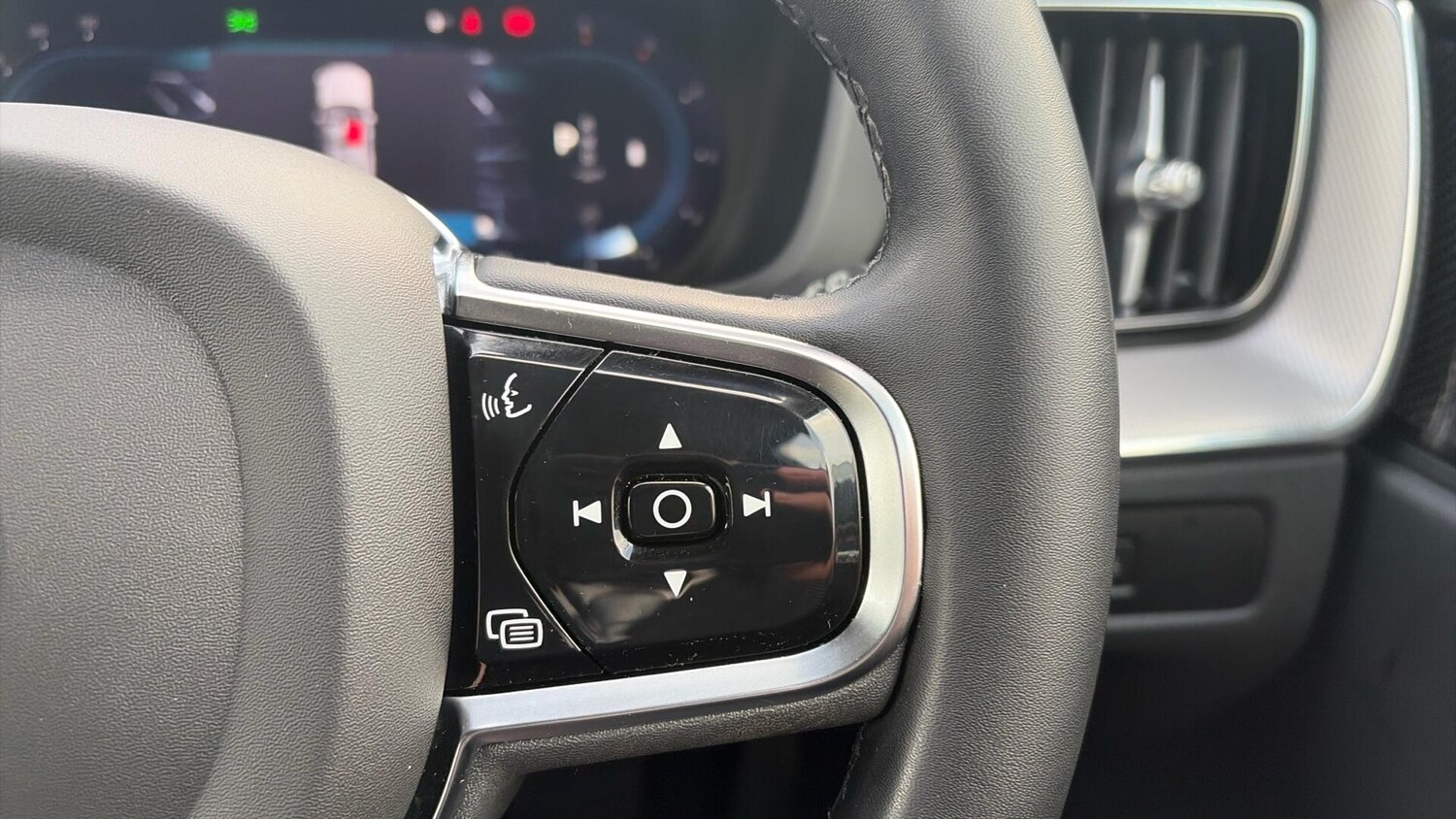 Used Volvo XC60 for sale - 77737854: Photo 21