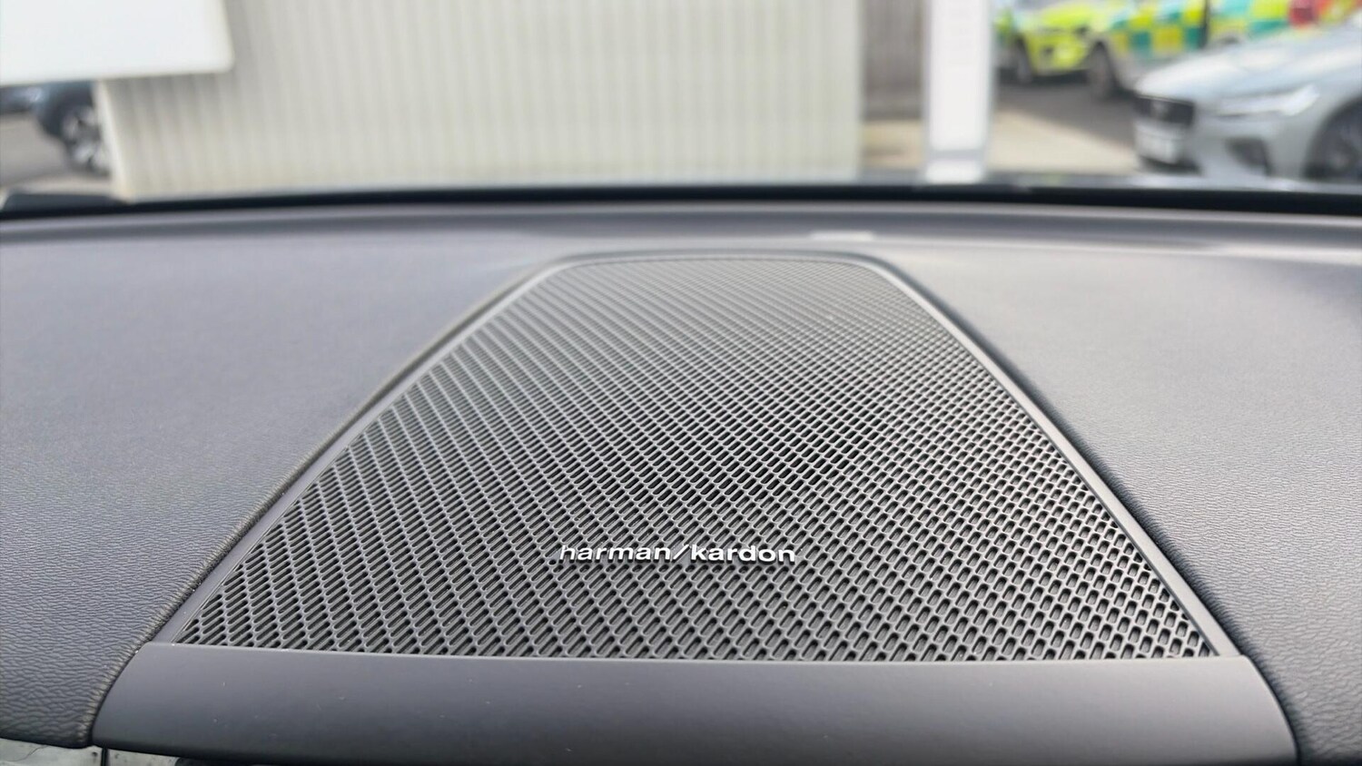 Used Volvo XC60 for sale - 77737854: Photo 24