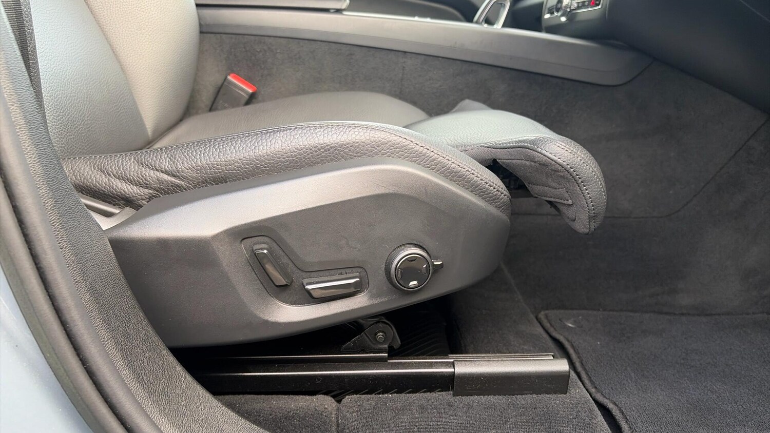 Used Volvo XC60 for sale - 77737854: Photo 29