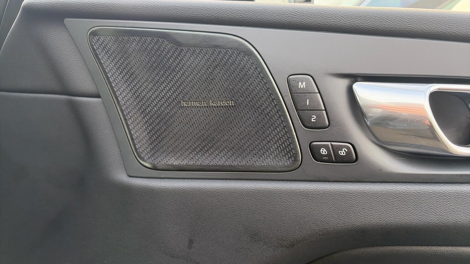 Used Volvo XC60 for sale - 77737854: Photo 40