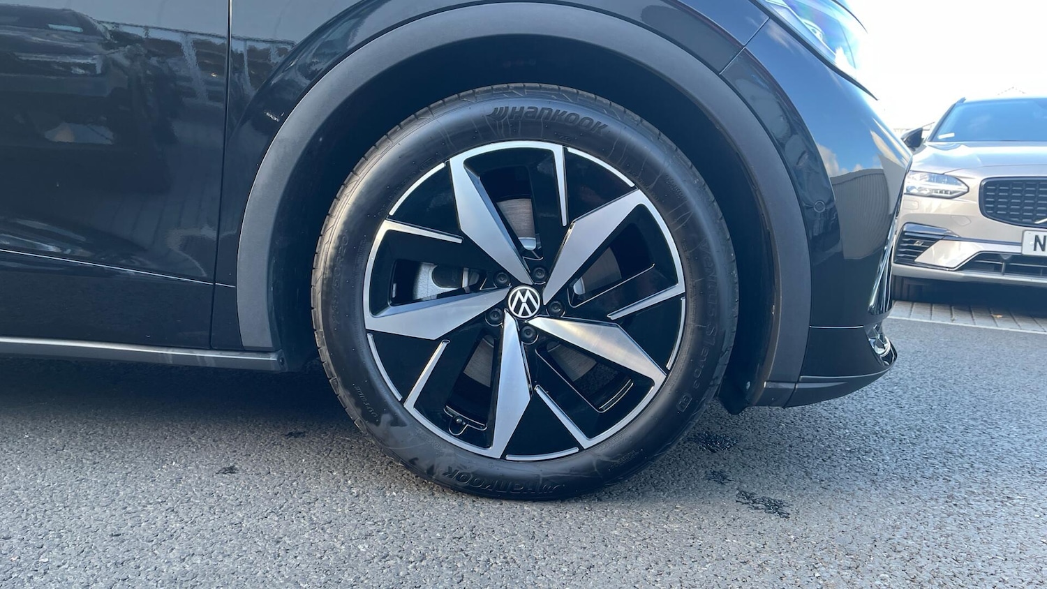 Used Volkswagen ID.4 2025 for sale - 76247796: Photo 9