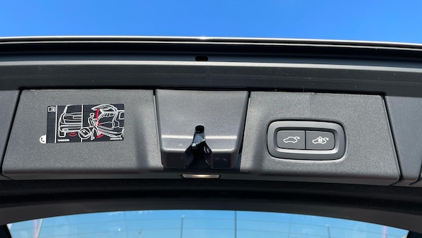 Used Volvo V90 2025 for sale - 74096258: Photo 40