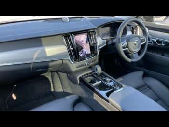 Used Volvo V90 2025 for sale - 74096258: Photo