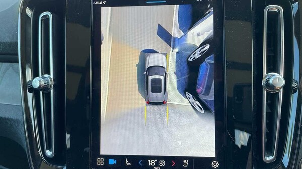 Used Volvo XC40 2024 for sale - 75290661: Photo 41