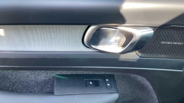 Used Volvo XC40 2024 for sale - 75290661: Photo 74